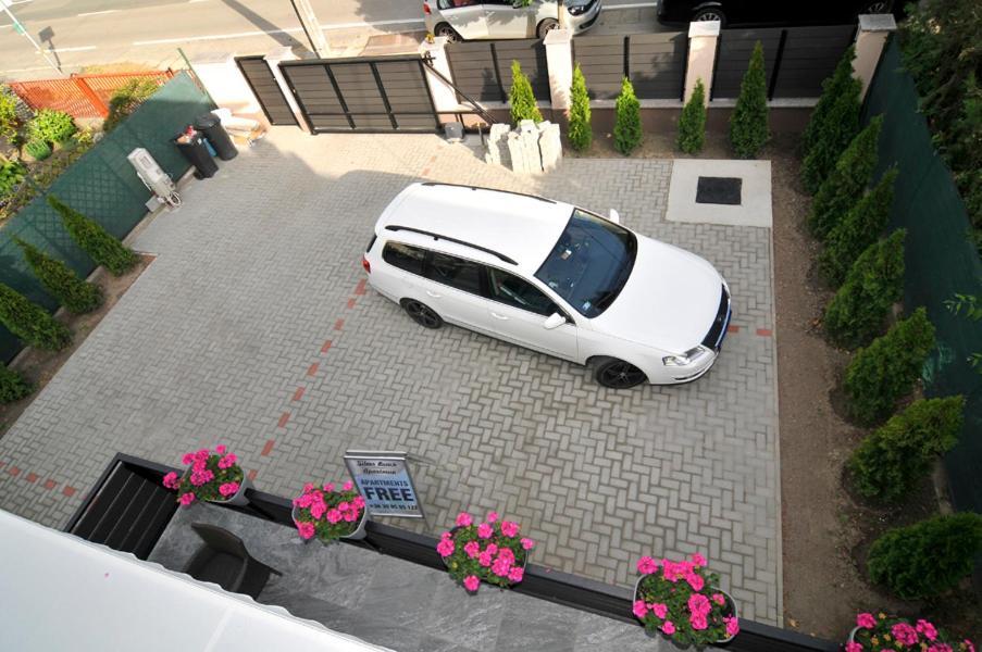 Silver Beach Apartments Сиофок Екстериор снимка