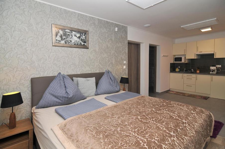 Silver Beach Apartments Сиофок Екстериор снимка