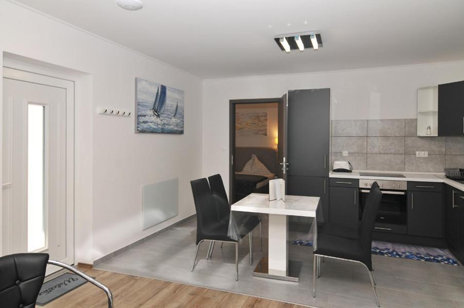 Silver Beach Apartments Сиофок Екстериор снимка