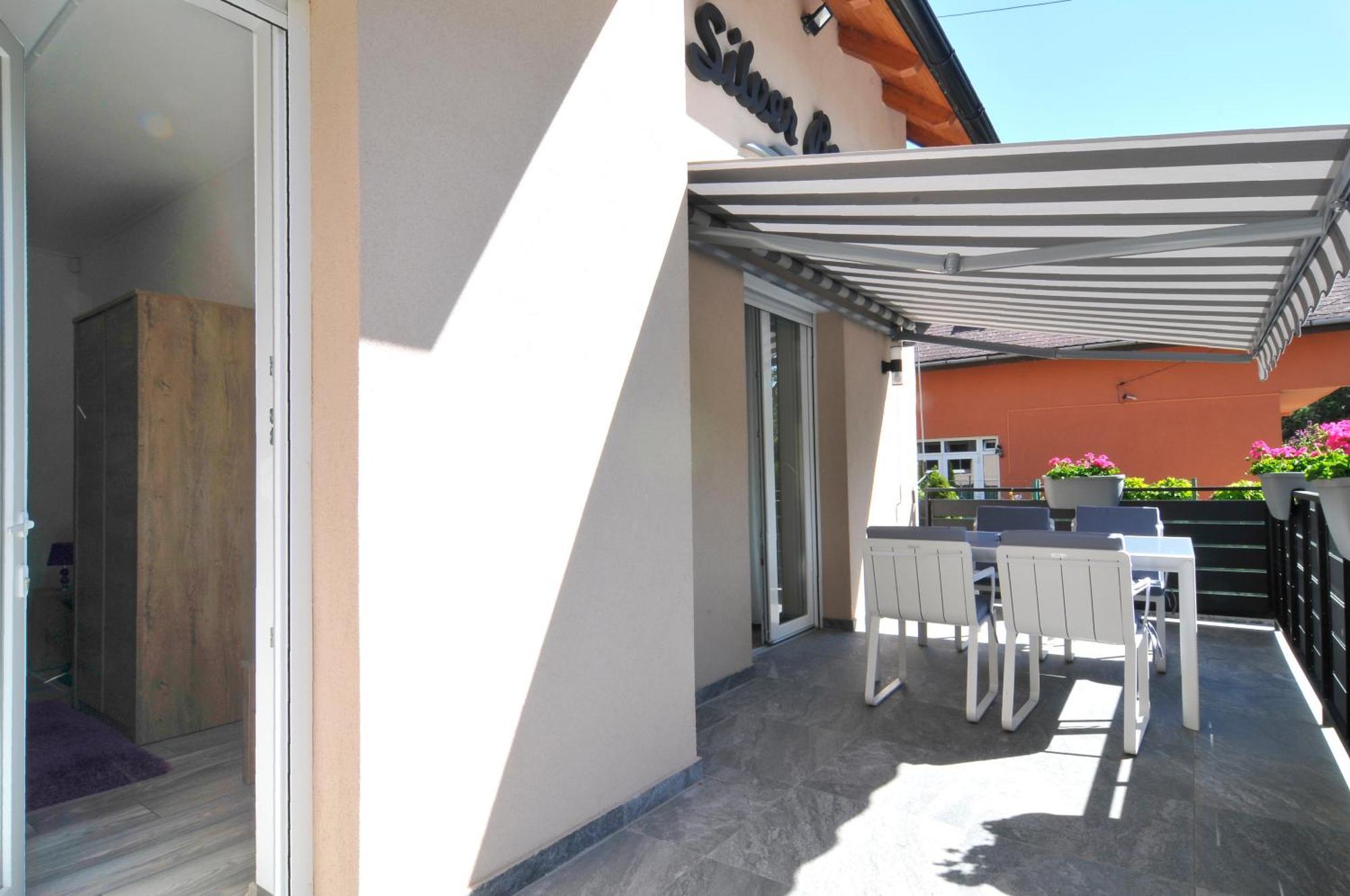 Silver Beach Apartments Сиофок Екстериор снимка